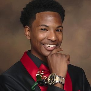 Meet your Posher, Ivory